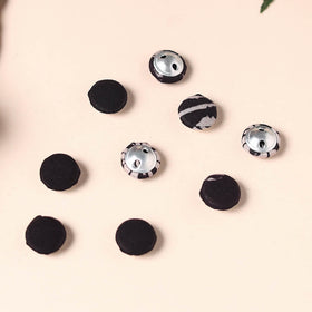  Buttonbaaz Handmade Fabric Button Small 