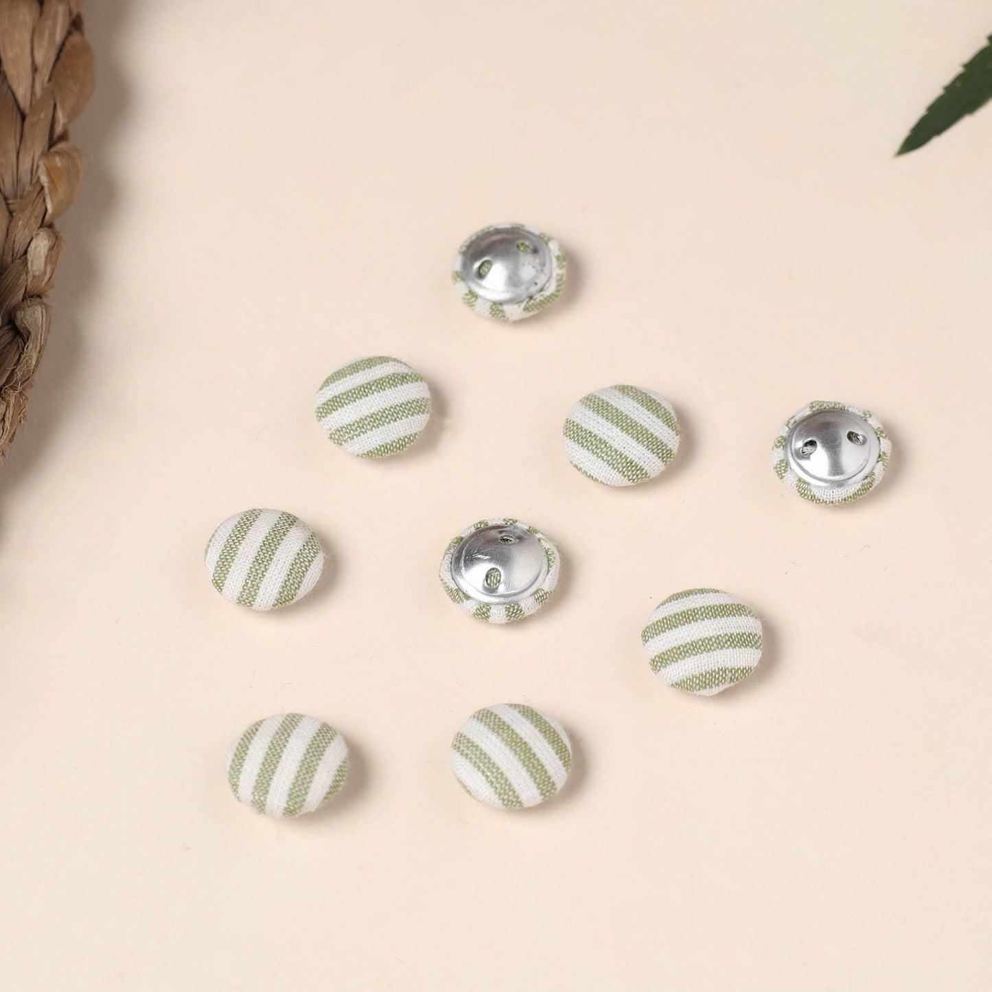  Buttonbaaz Handmade Fabric Button Small 