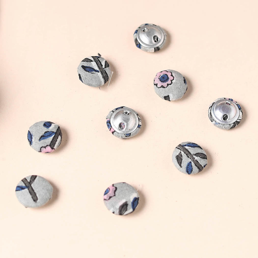  Buttonbaaz Handmade Fabric Button Small 