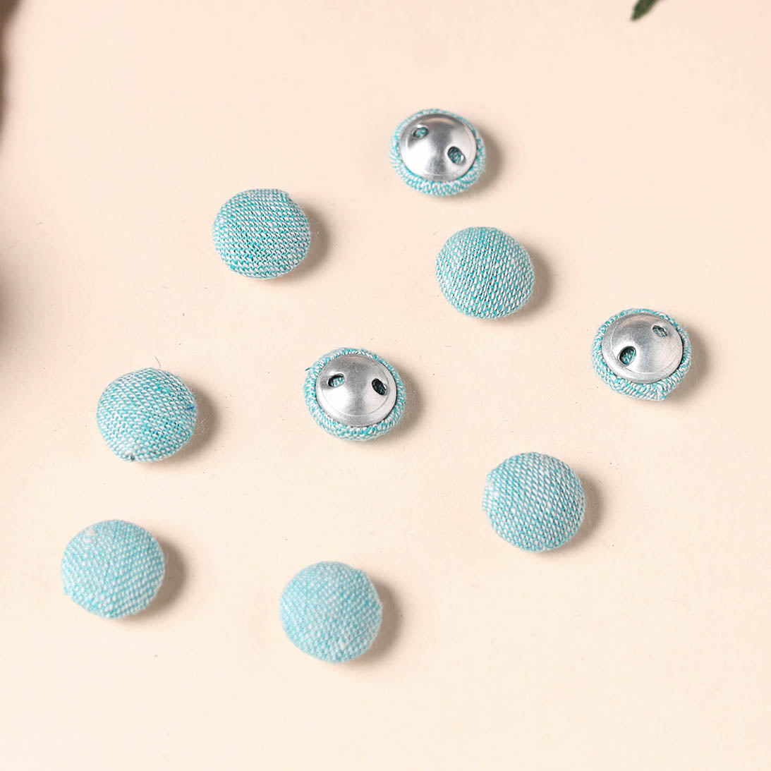  Buttonbaaz Handmade Fabric Button Small 