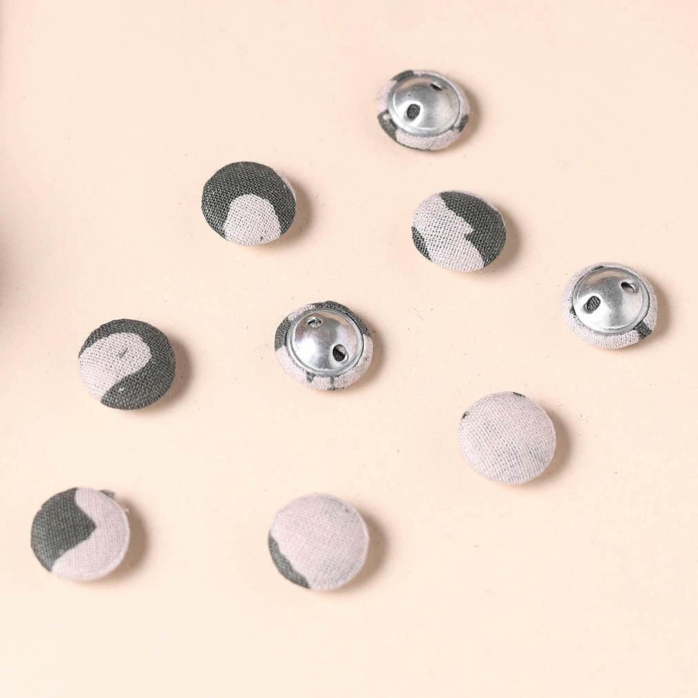  Buttonbaaz Handmade Fabric Button Small 