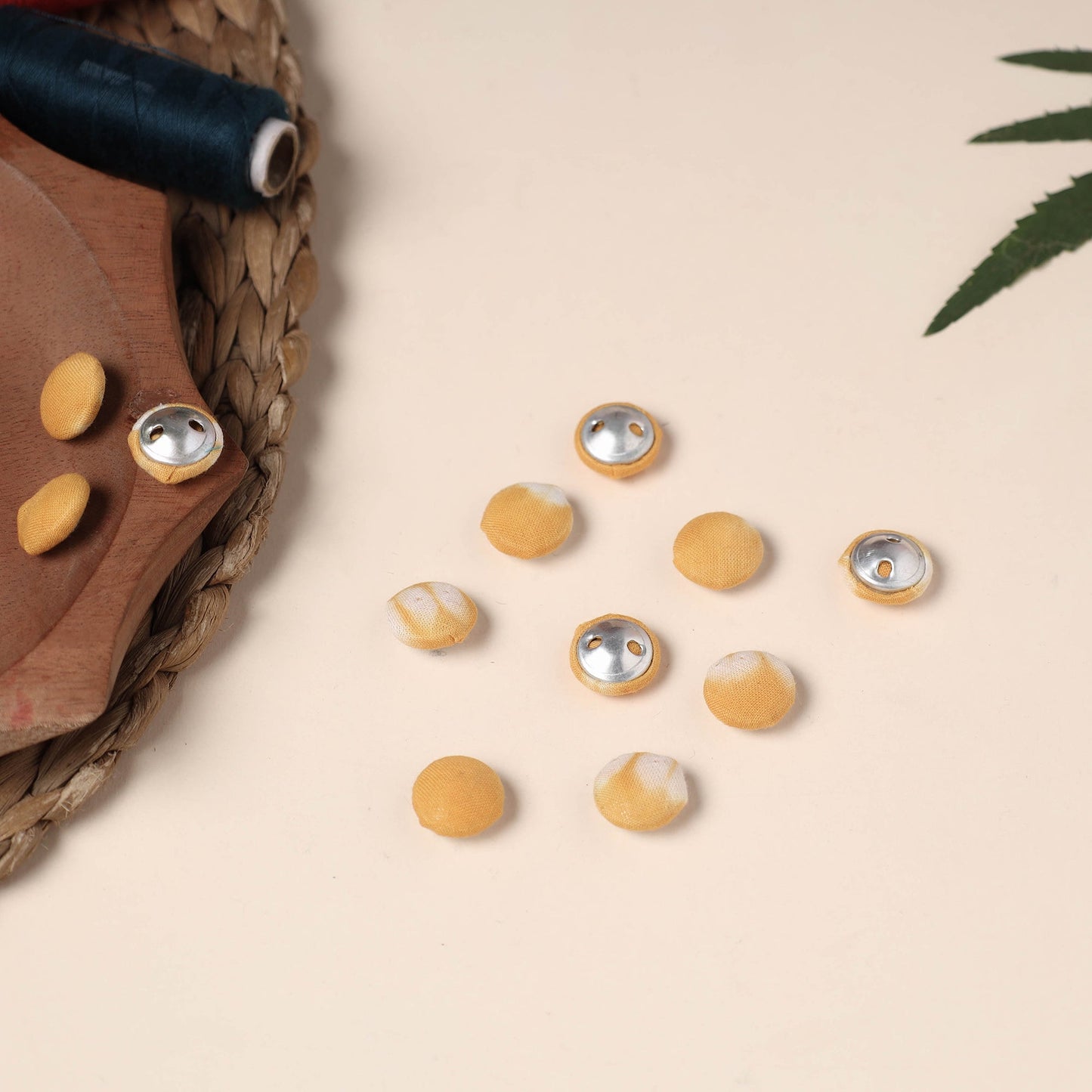  Buttonbaaz Handmade Fabric Button Small 