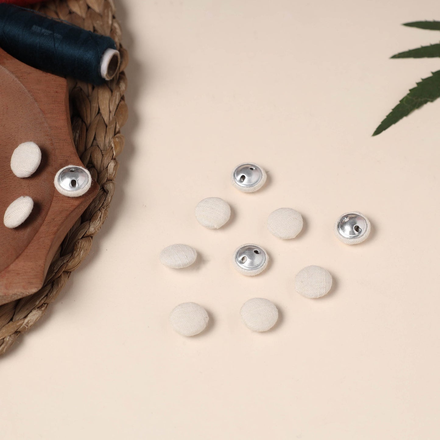  Buttonbaaz Handmade Fabric Button Small 