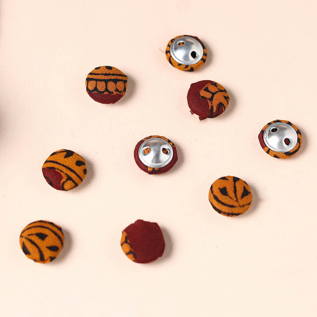  Buttonbaaz Handmade Fabric Button Small 