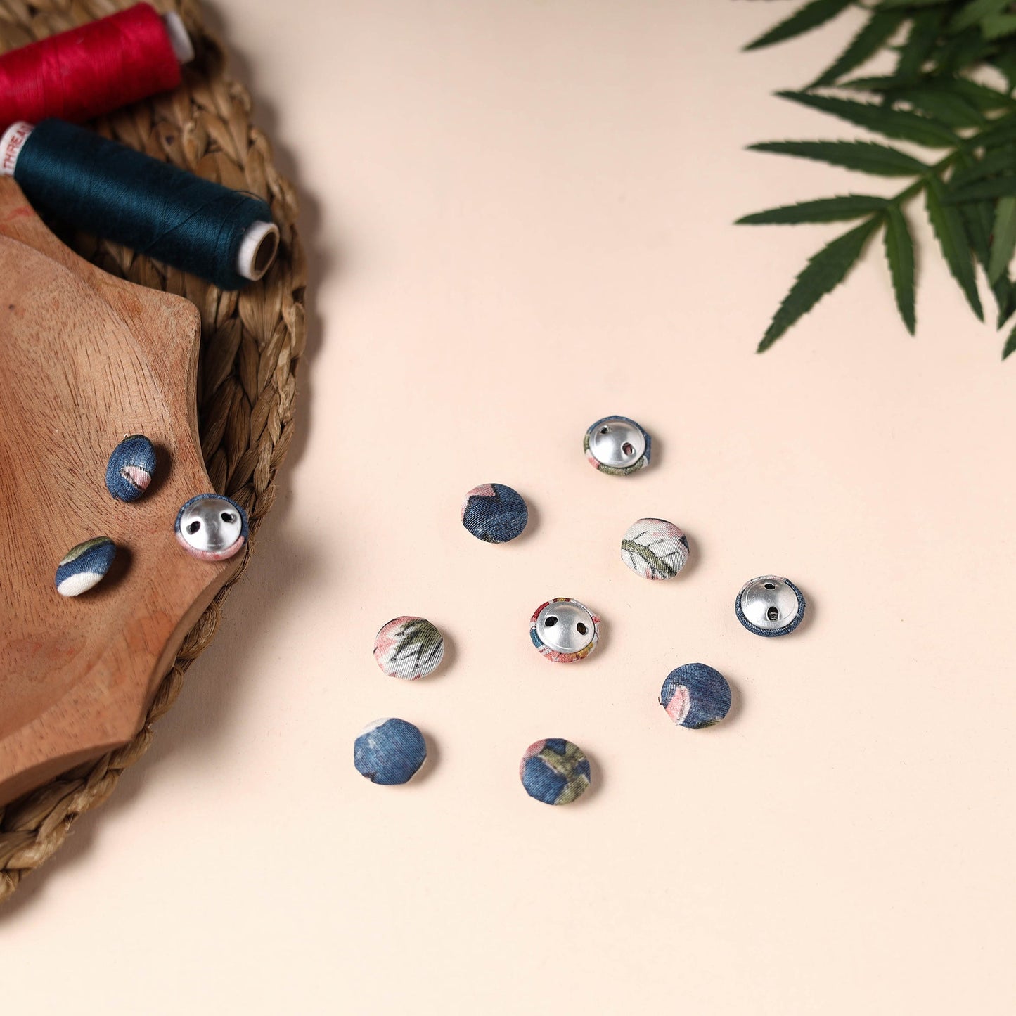  Buttonbaaz Handmade Fabric Button Small 