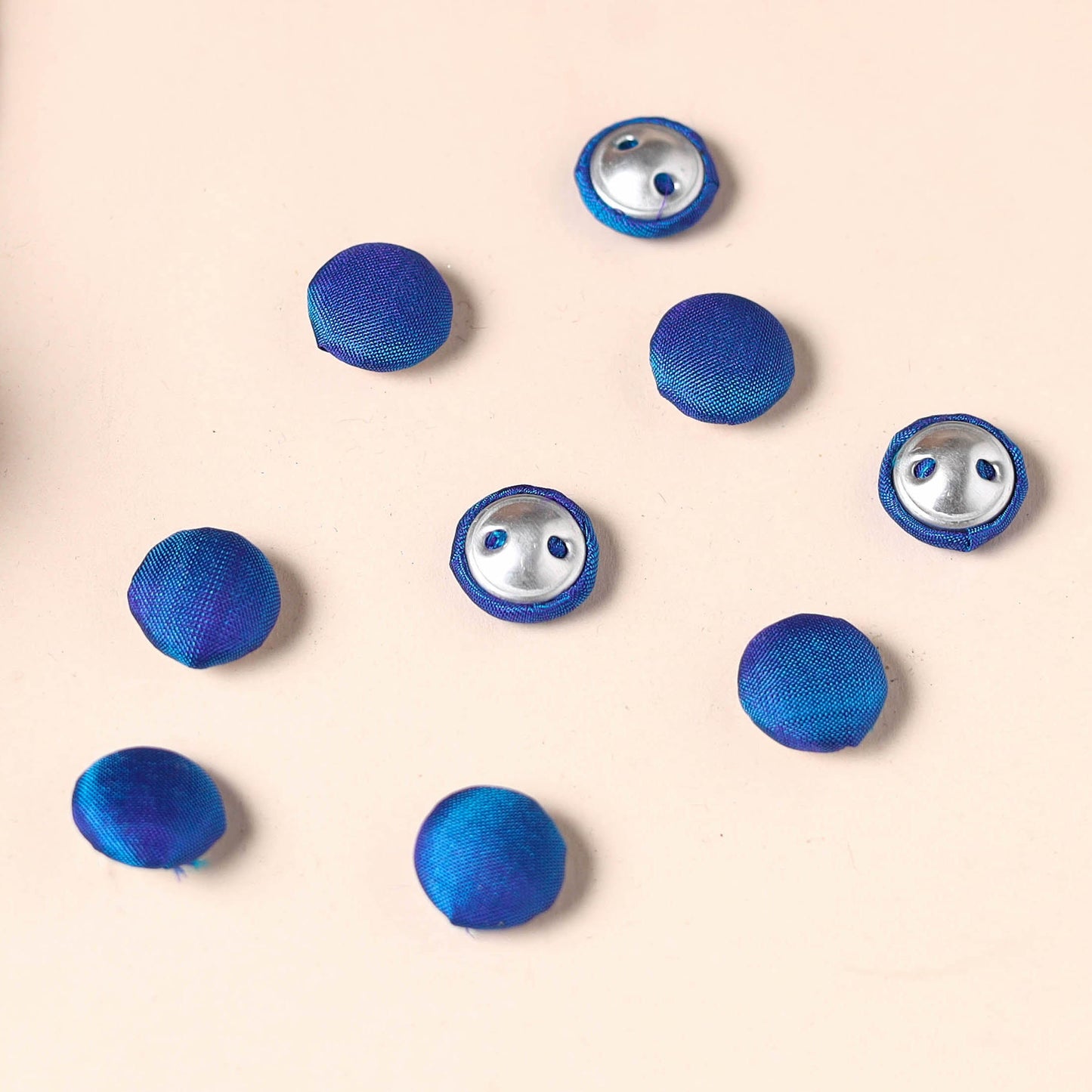  Buttonbaaz Handmade Fabric Button Small 