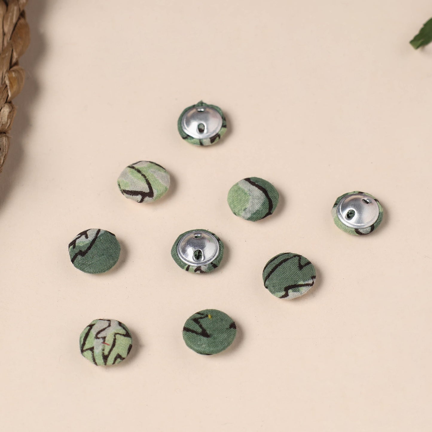 Buttonbaaz Handmade Fabric Button Small 