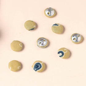  Buttonbaaz Handmade Fabric Button Small 