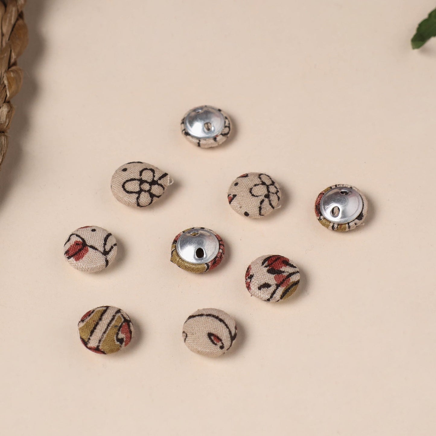  Buttonbaaz Handmade Fabric Button Small 