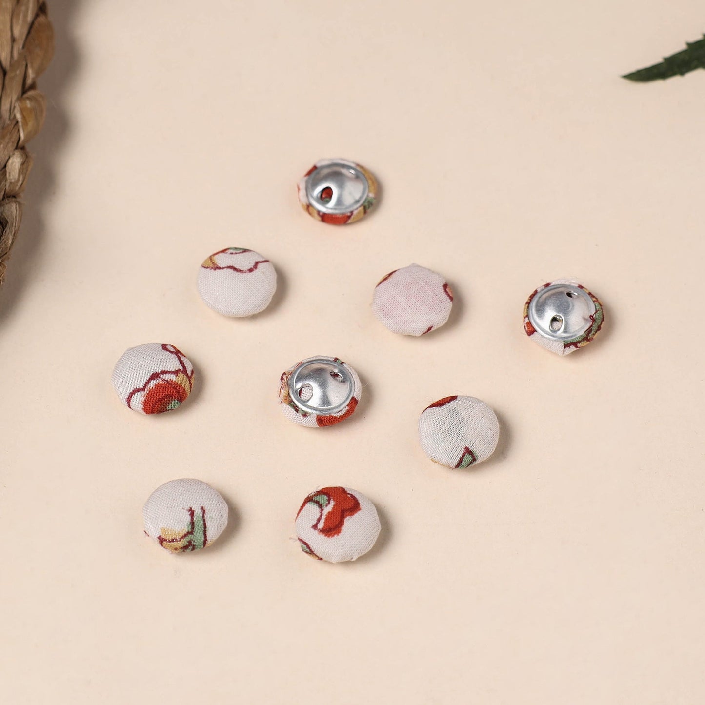  Buttonbaaz Handmade Fabric Button Small 