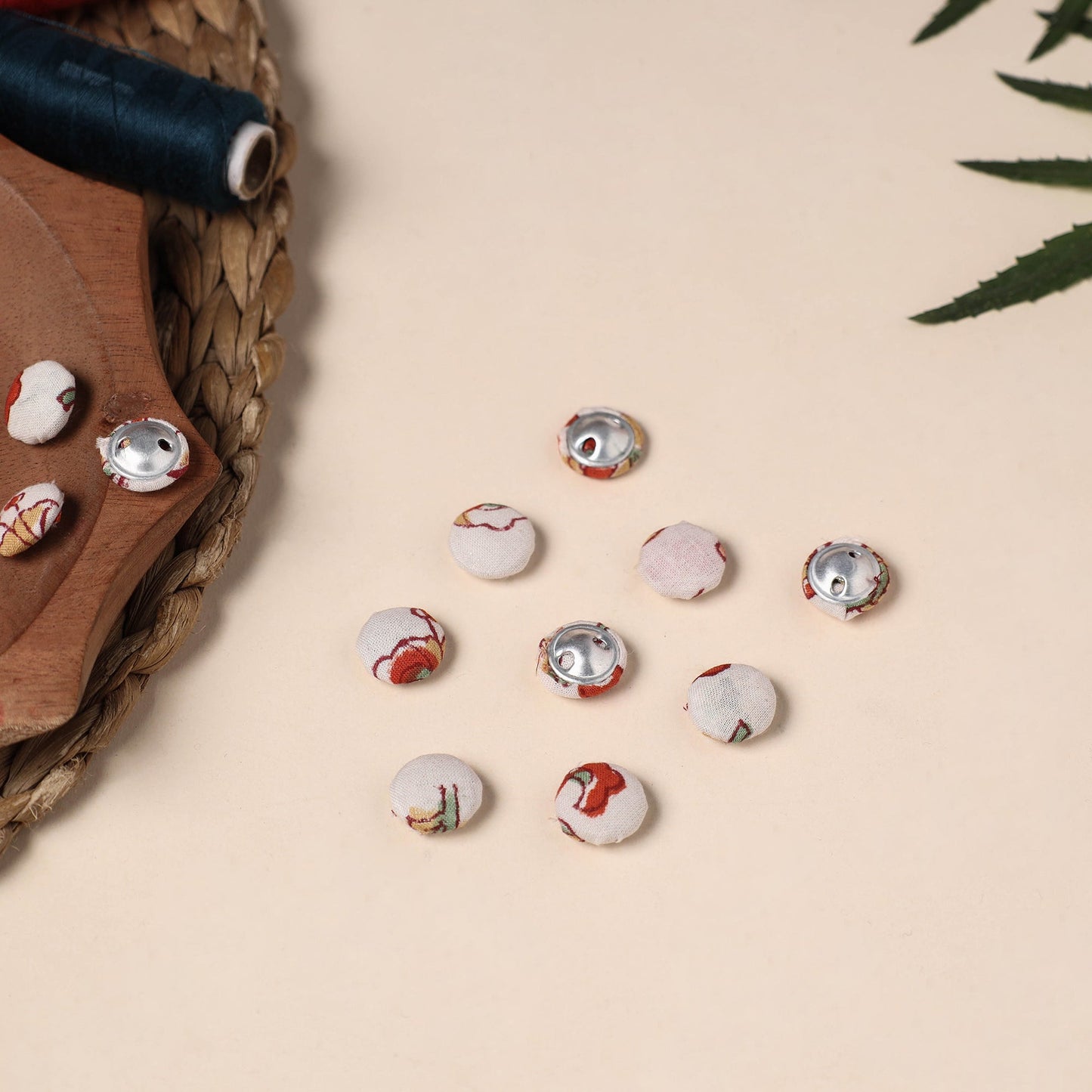  Buttonbaaz Handmade Fabric Button Small 
