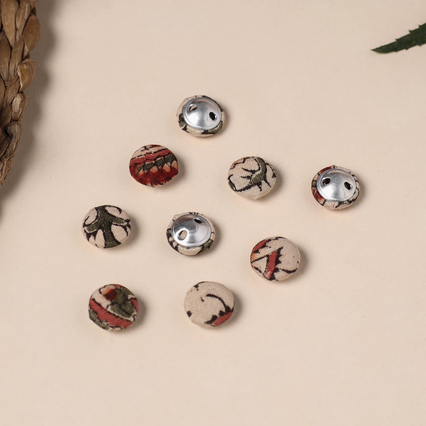  Buttonbaaz Handmade Fabric Button Small 