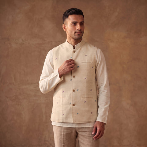 Handwoven Cotton Nehru Jacket for Men in Jamdani Buti of Srikakulam 02