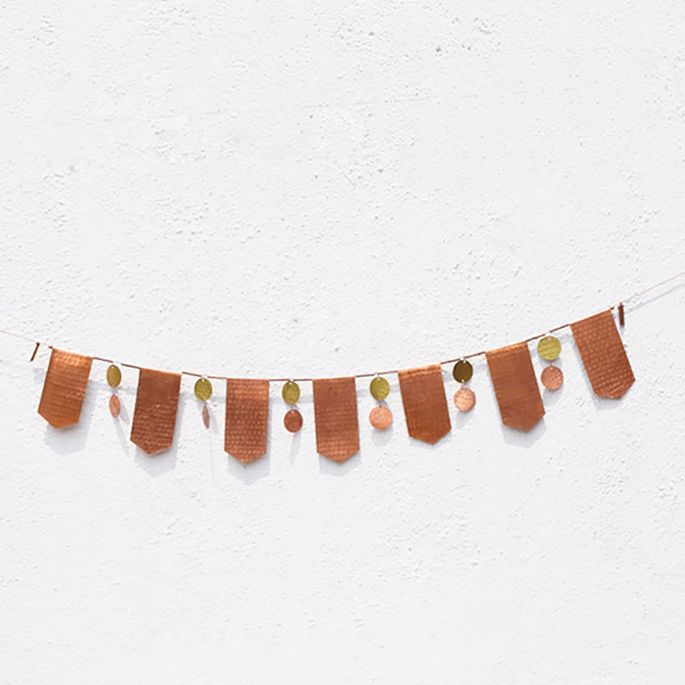 Foliage Bunting