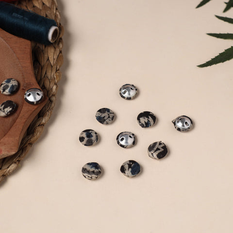  Buttonbaaz Handmade Fabric Button Small 