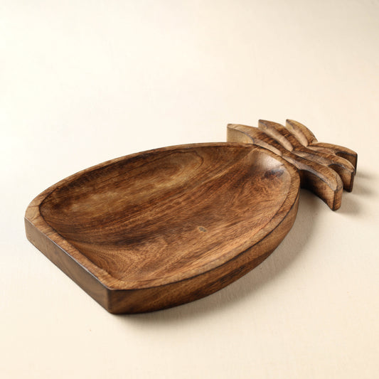 Handcrafted Mango Wooden Pineapple Shape Tray (13 x 9 in)