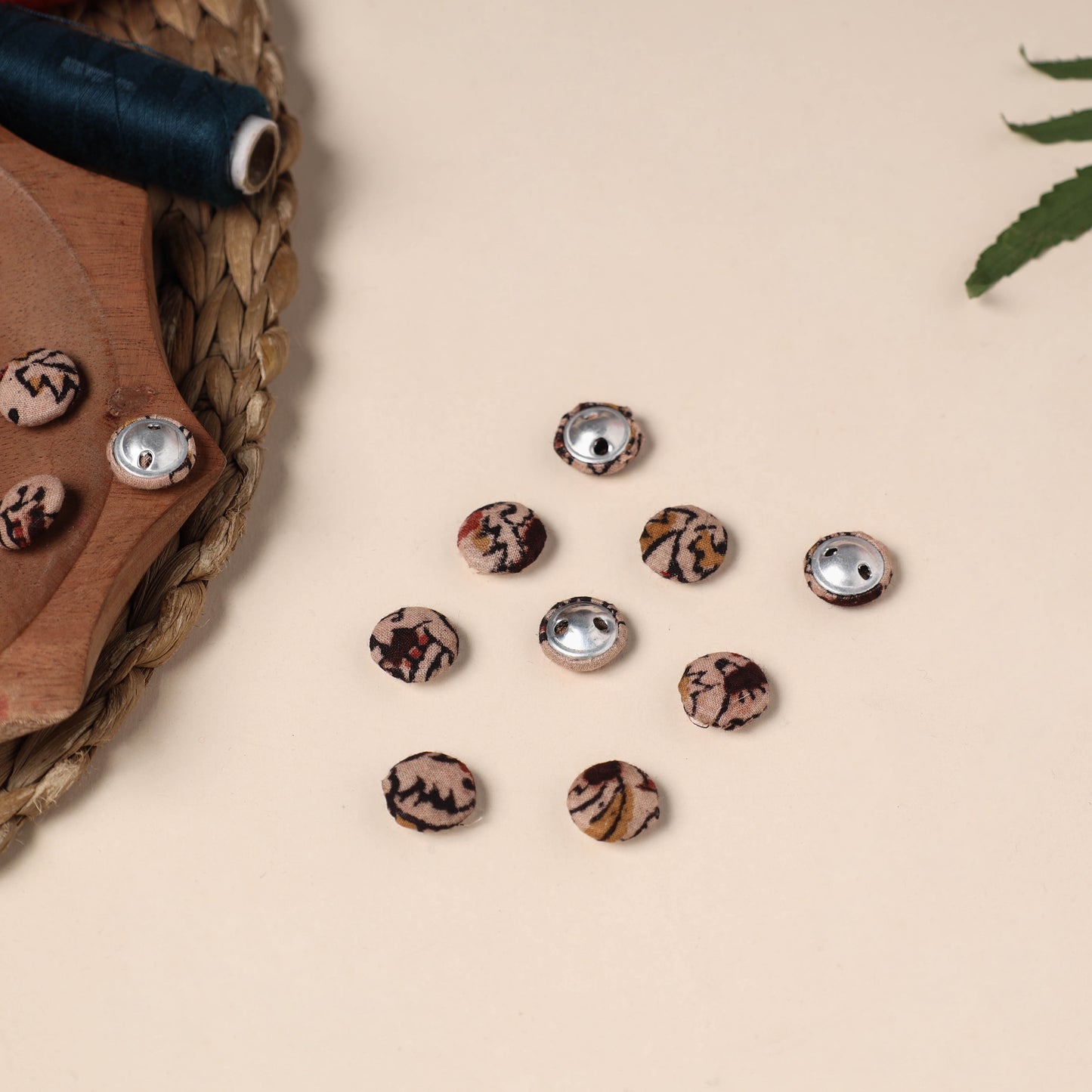  Buttonbaaz Handmade Fabric Button Small 