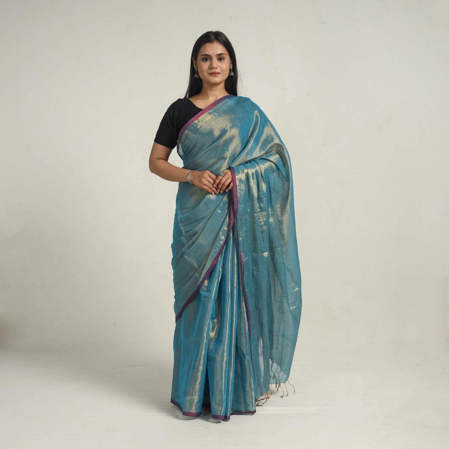 Bengal Fine Tissue Zari Saree 01