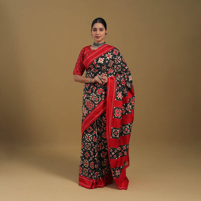 Red - Handspun Handloom Silk Pochampally Double Ikat Saree 05