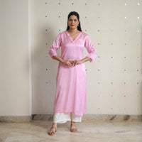 Gulnaaz Light Pink Modal Silk Plain Straight Kurta