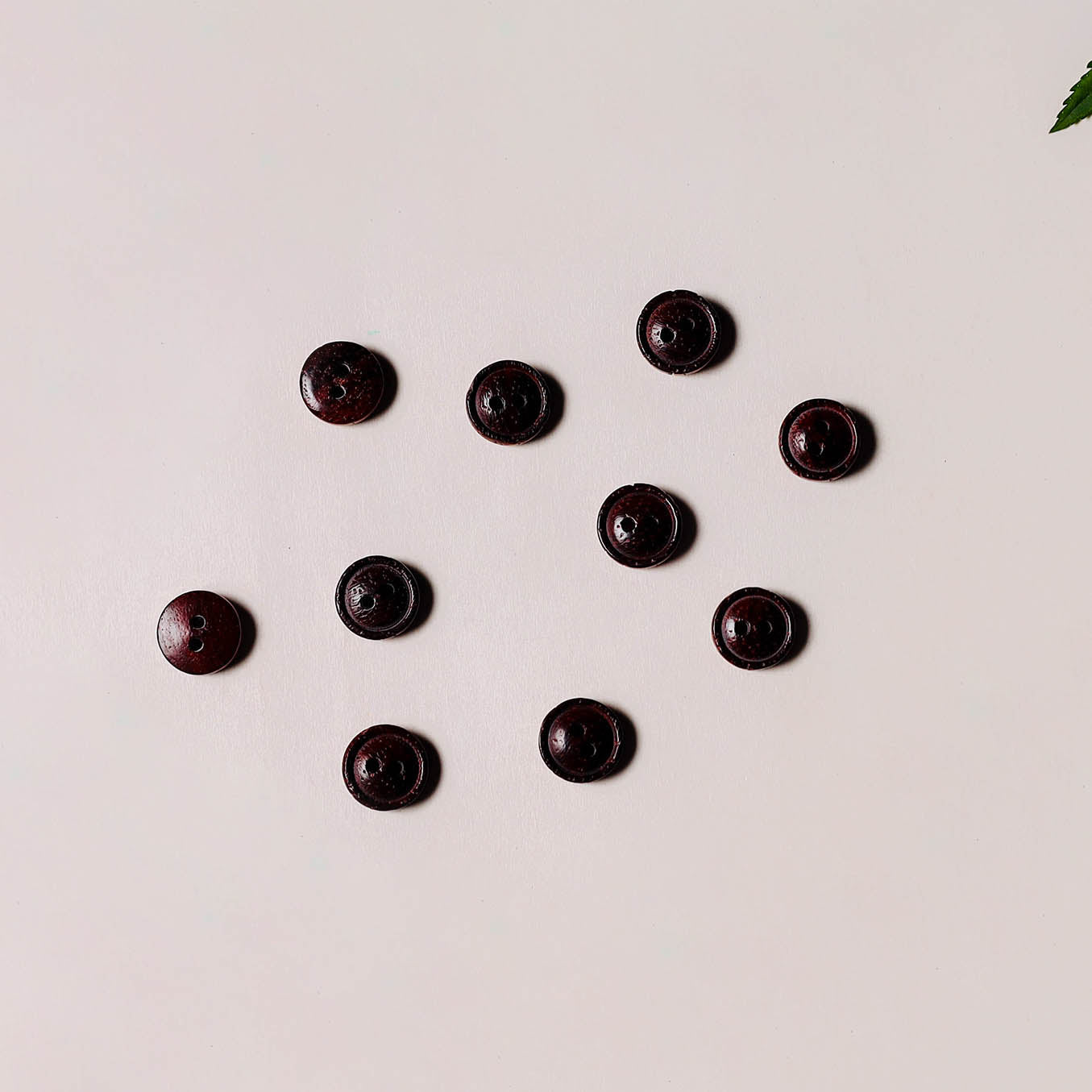 1cm hand carved sheesham wood clothing button (set of 10)