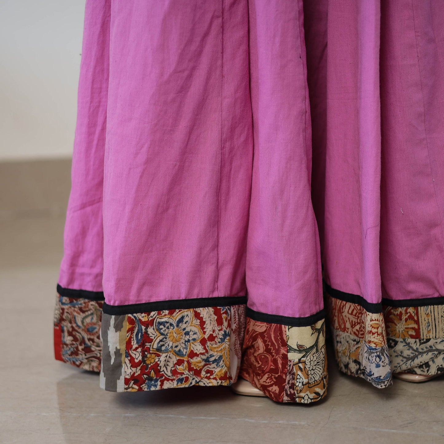 24 kali plain cotton skirt with patchwork border 06