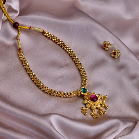 Golden Heritage Thushi Necklace Set