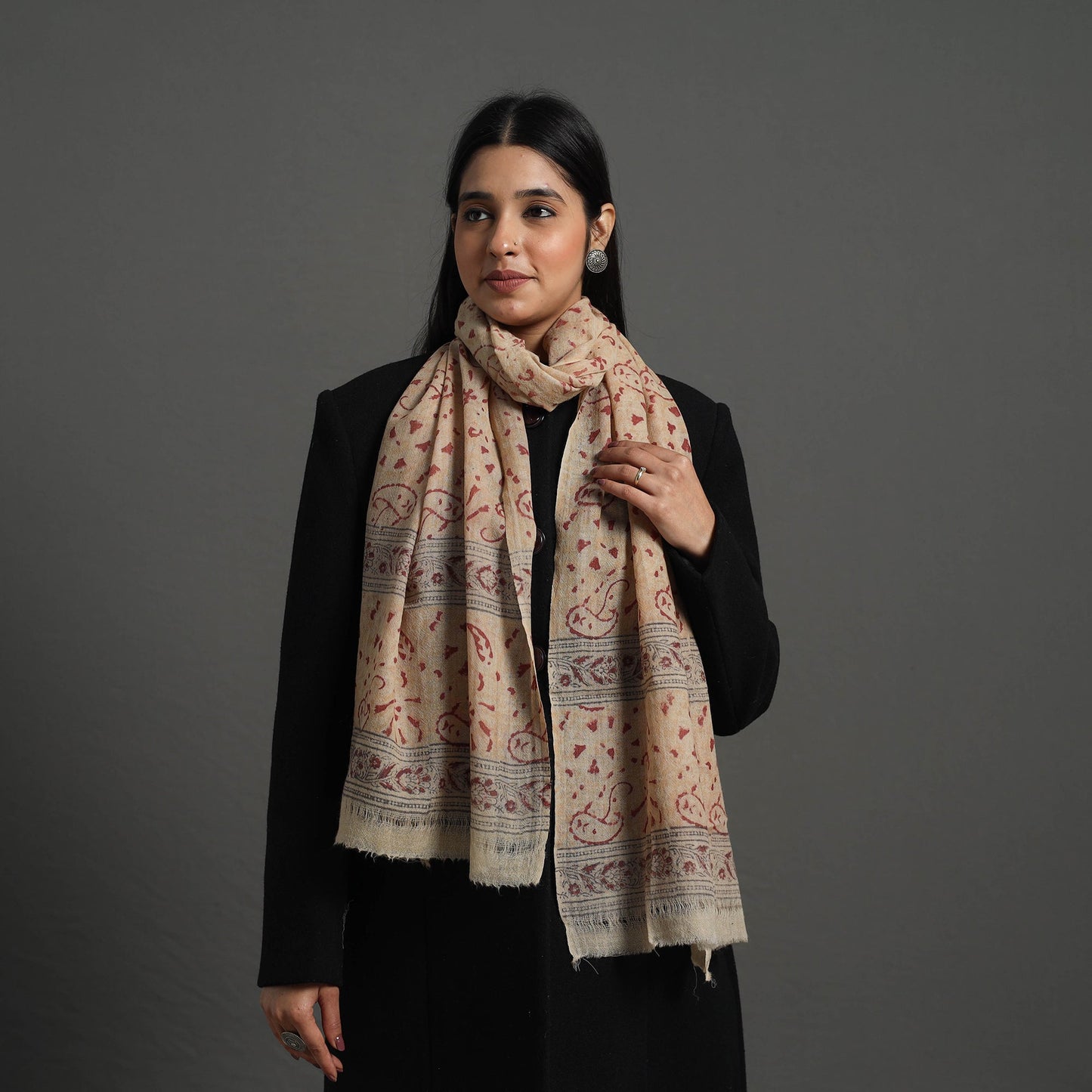 Beige Block Print Pedana Kalamkari Wool Stole