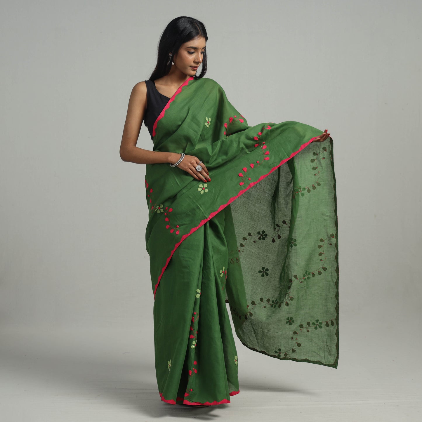 Green - Pure Cotton Patti Kaam Applique Saree 02