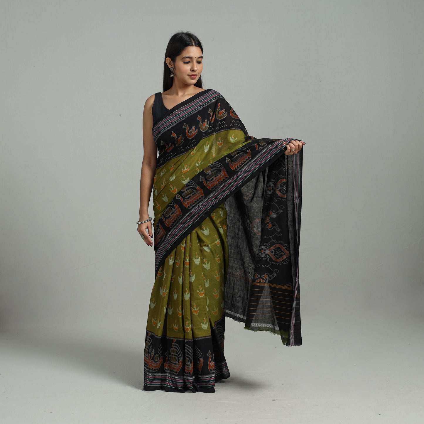 Green - Ikat Weave Handloom Cotton Sambalpuri Saree 02