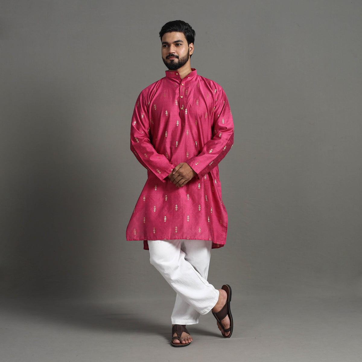 Zari Buti Spun Dupion Viscose Silk Plain Men Kurta 10