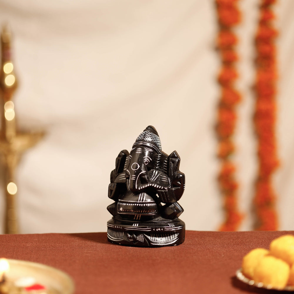 Chaturbhuja Ganesha 