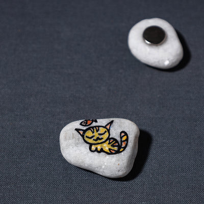 Miniature Handpainted Cat Pebble Magnet