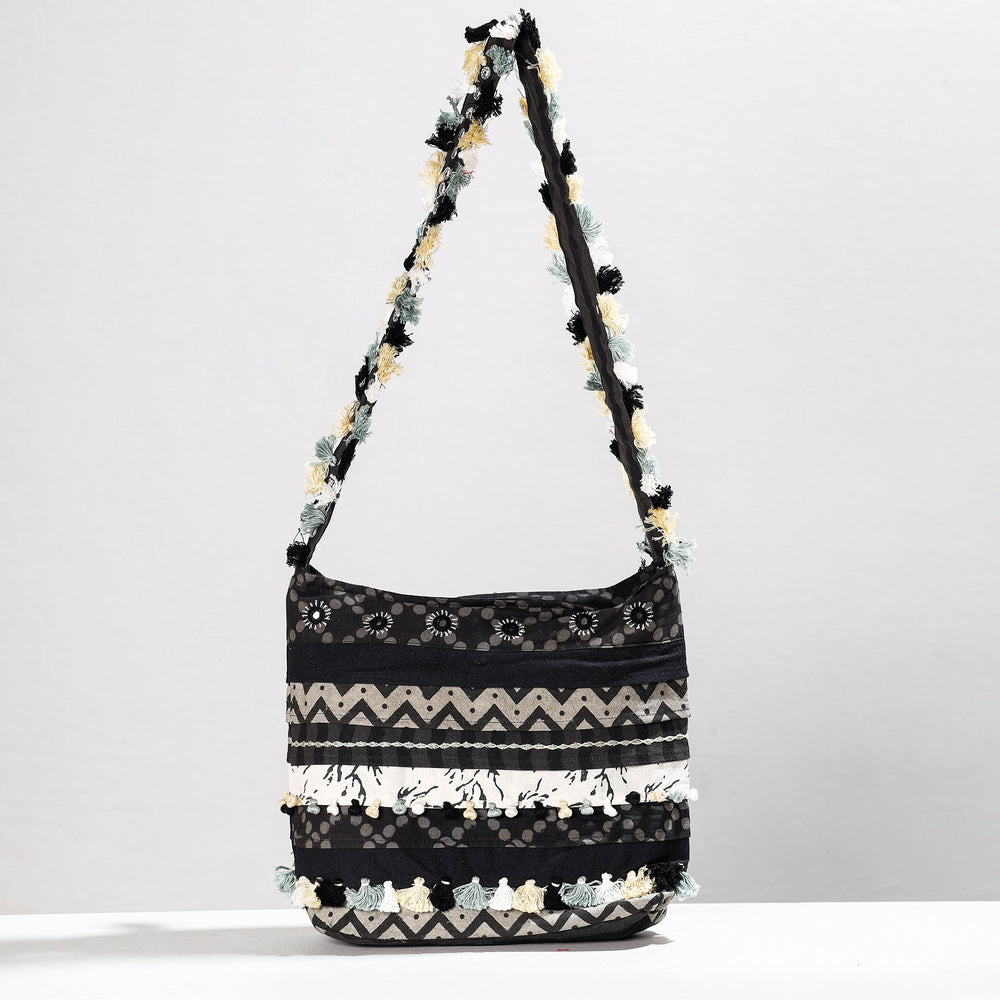 lambani embroidery shoulder bag