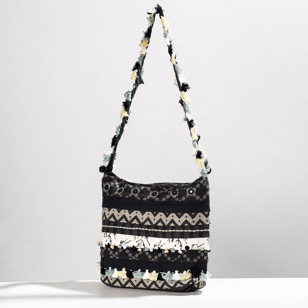 lambani embroidery shoulder bag