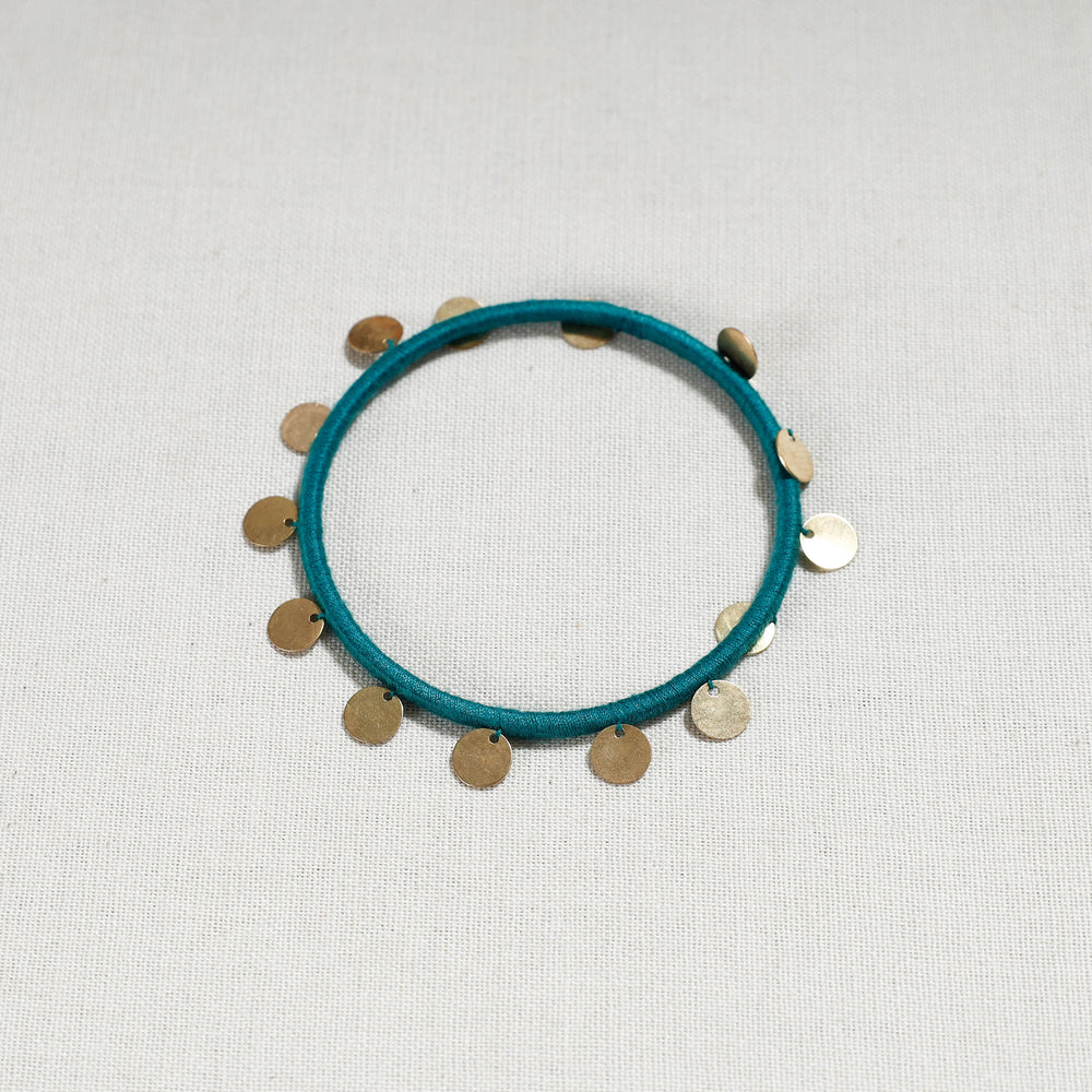 patwa thread bangle