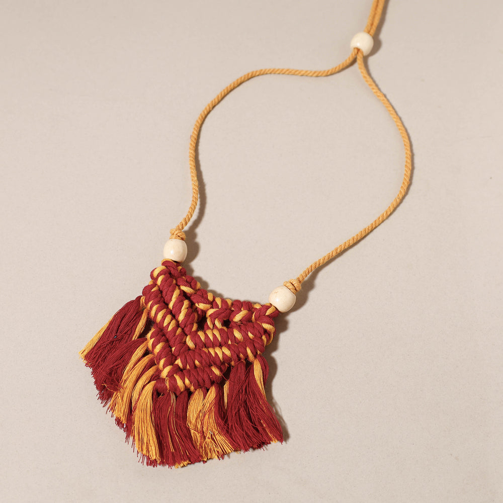 macrame necklace