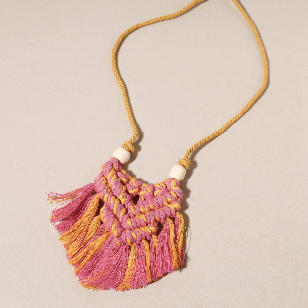 macrame necklace