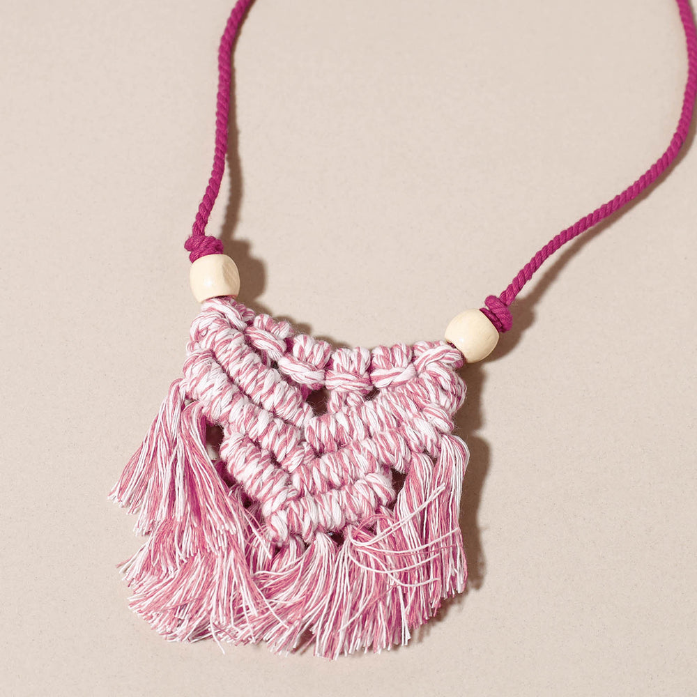 macrame necklace