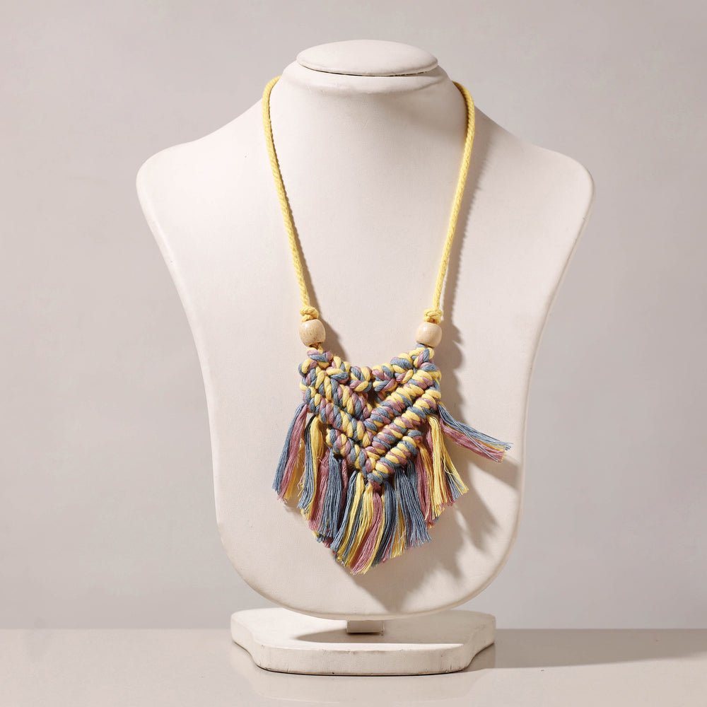 macrame necklace