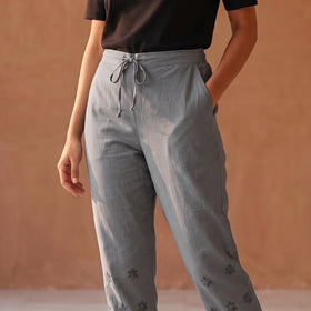 Elastic Waist Chikankari Hand Embroidery Cotton Lycra Cropped Pant 37