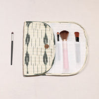 brush wrap pouch 