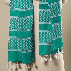 Buy Green Mul Cotton Hand Batik Print Stole with Tassels