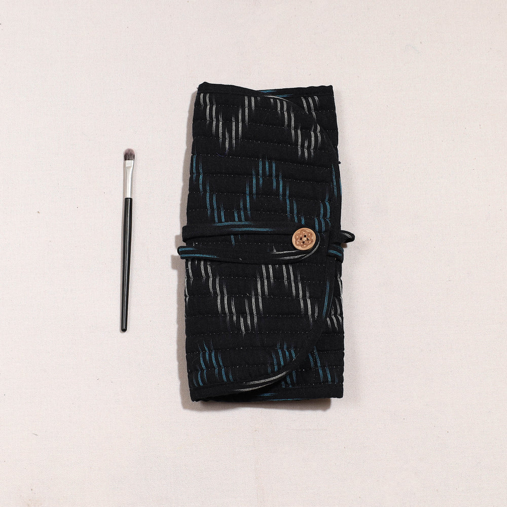 Brush Wrap Pouch