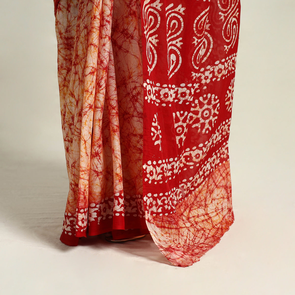  Red Mul Cotton Hand Batik Print Saree