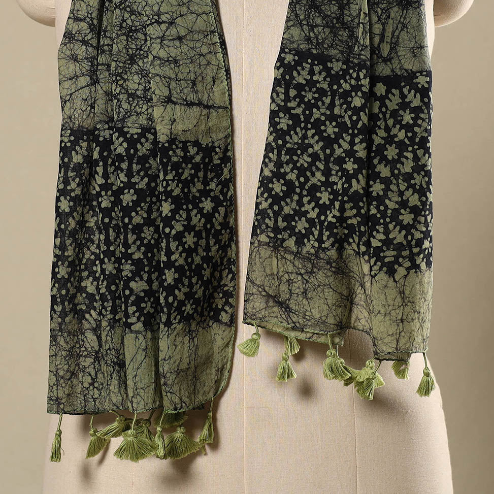  Green Mul Cotton Hand Batik Print Stole with Tassels