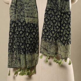  Green Mul Cotton Hand Batik Print Stole with Tassels