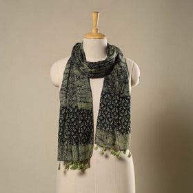  Green Mul Cotton Hand Batik Print Stole with Tassels