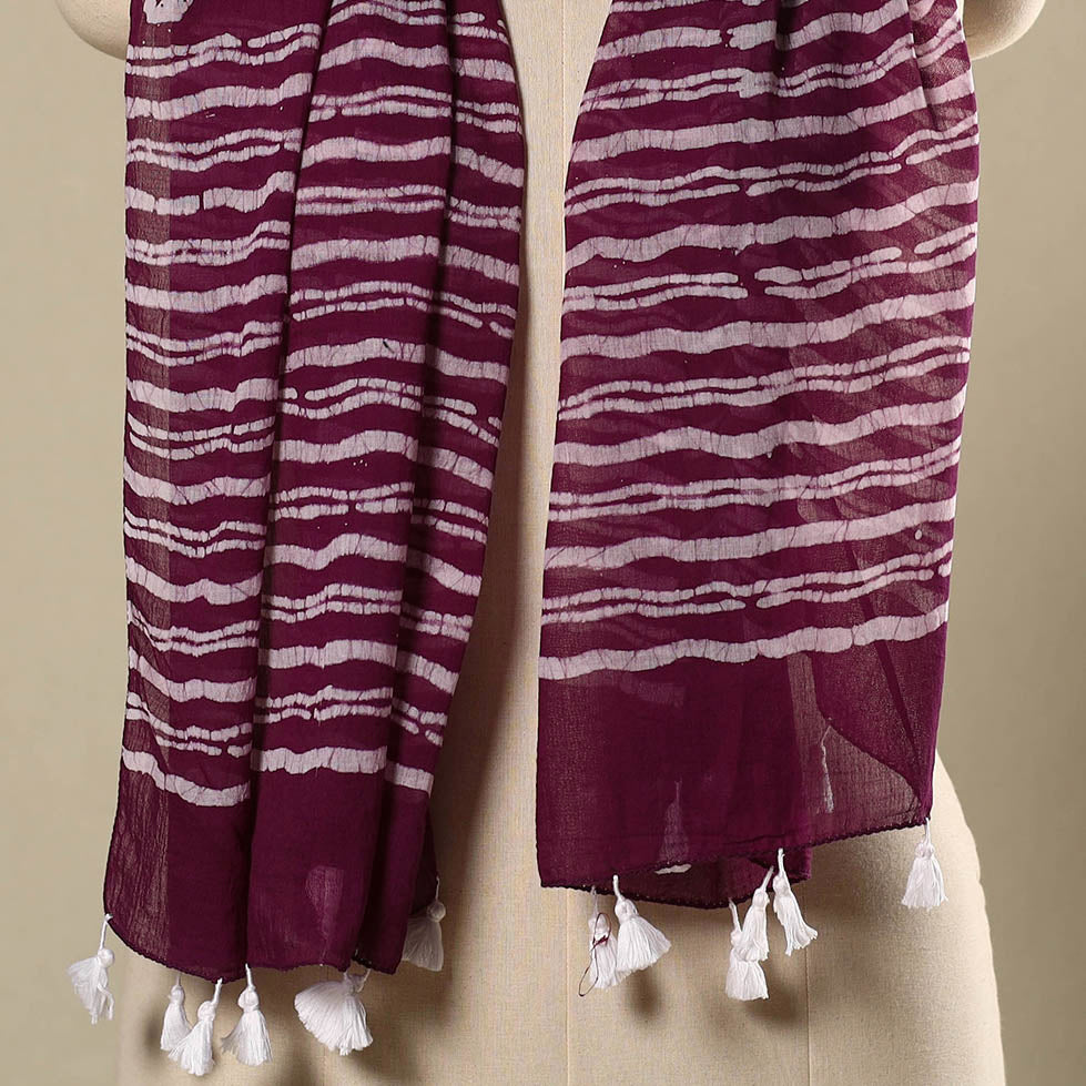 Buy Mul Cotton Hand Batik Print Stole with Tassels
