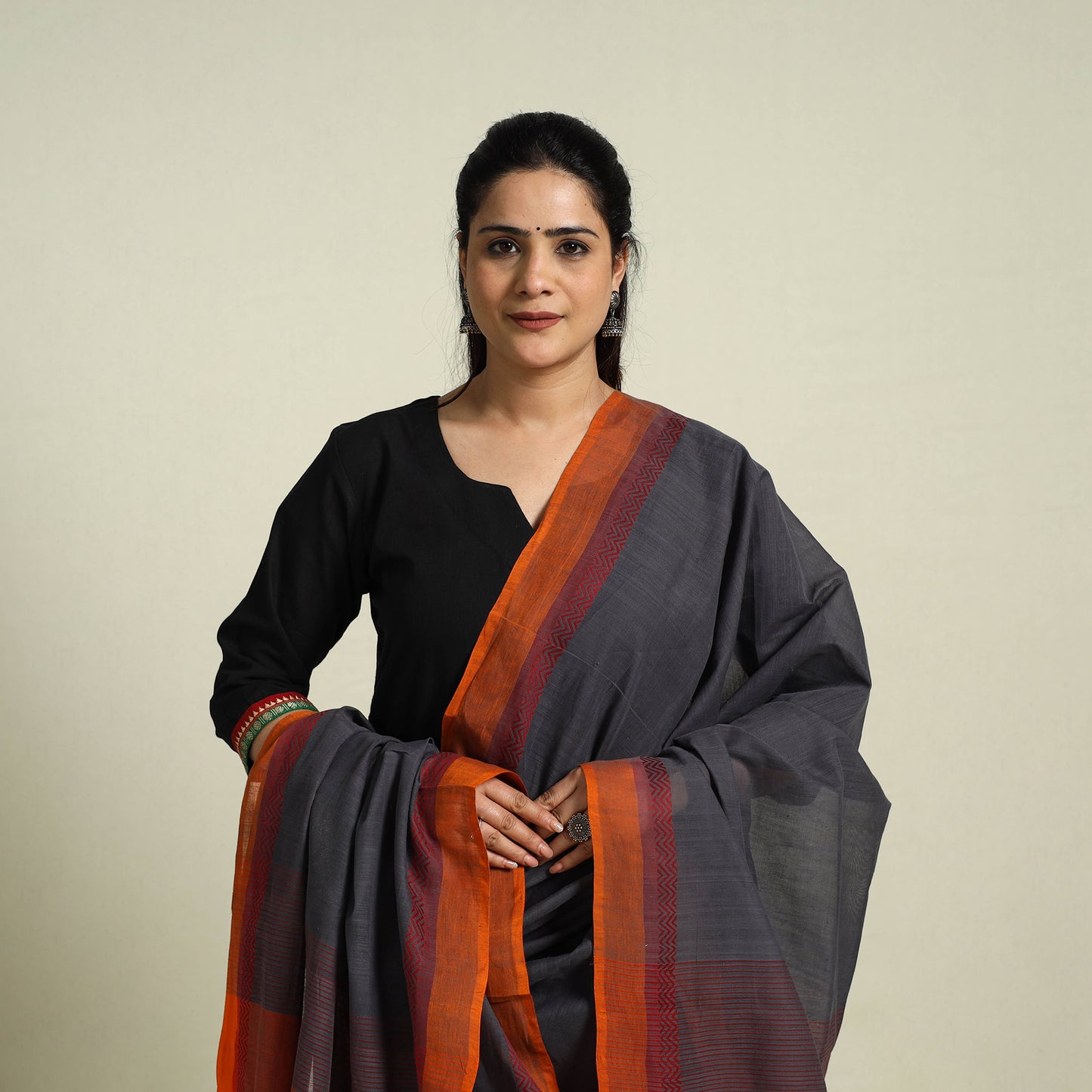 Buy Grey Handloom Cotton Srikakulam Jamdani Dupatta